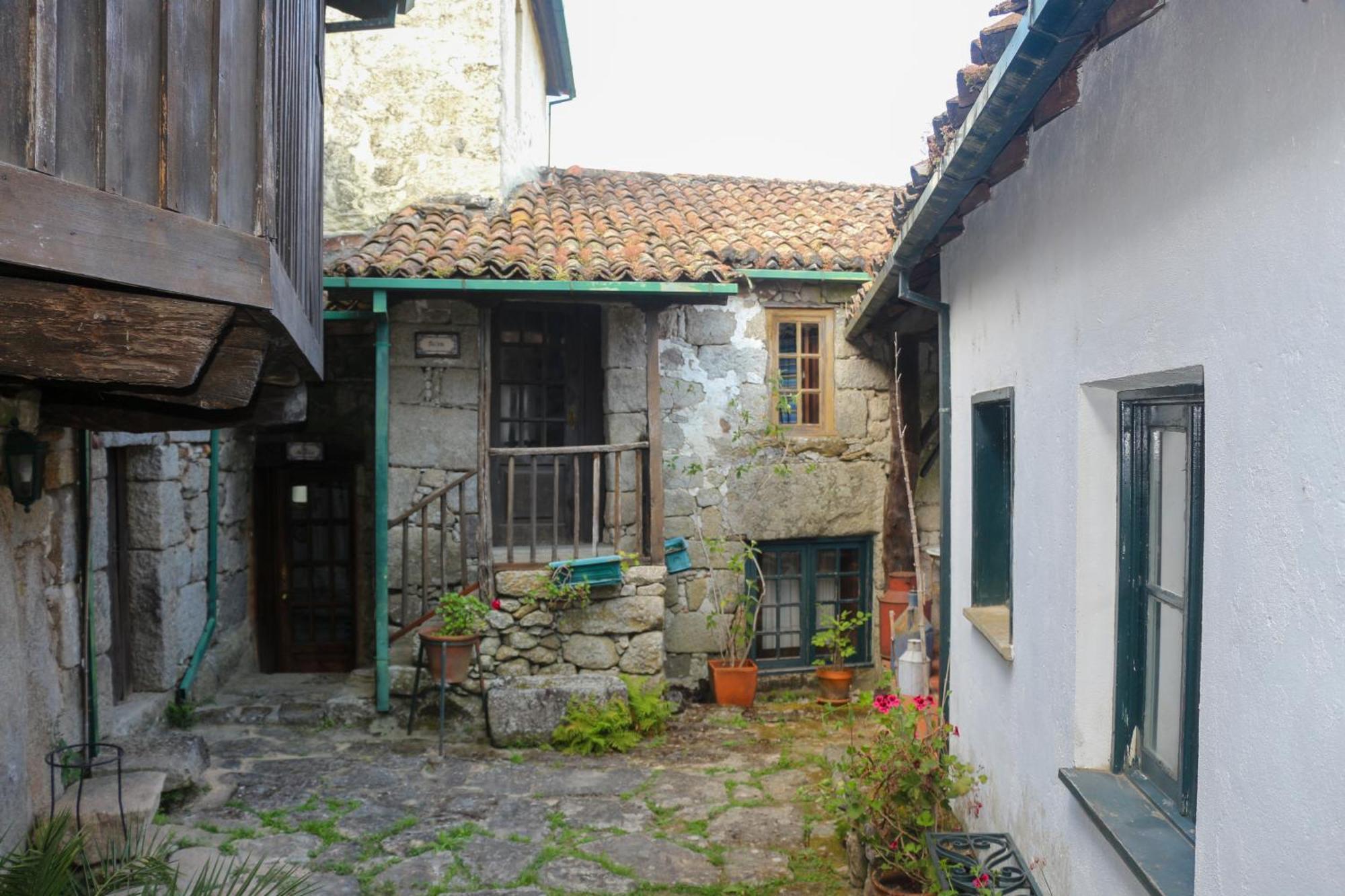 Casa Campo Das Bizarras Castro Daire Εξωτερικό φωτογραφία